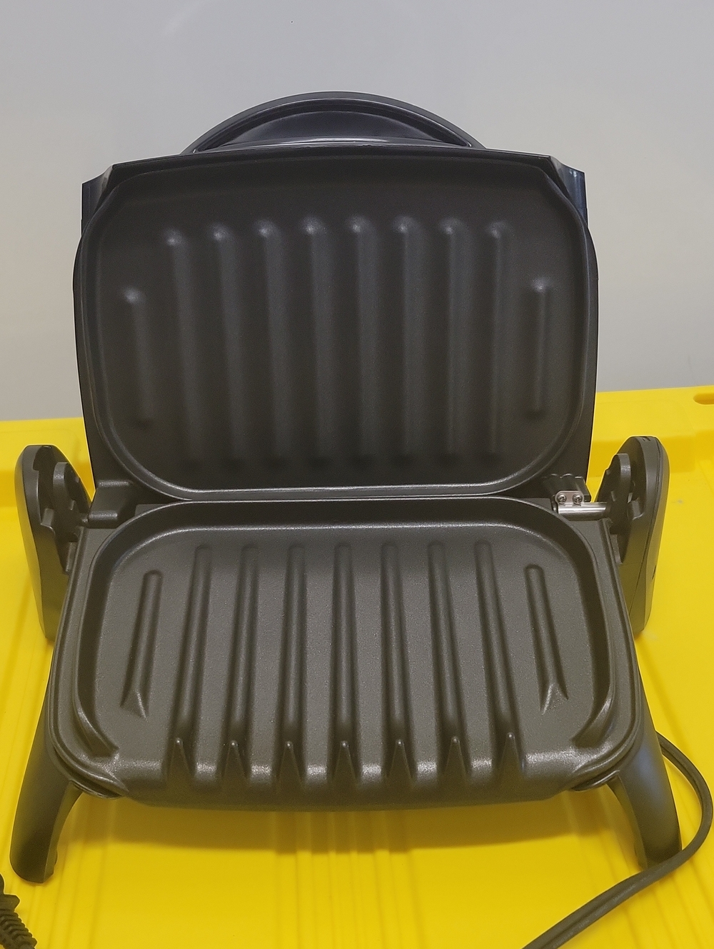 George Foreman Grill - Picture 2 of 4